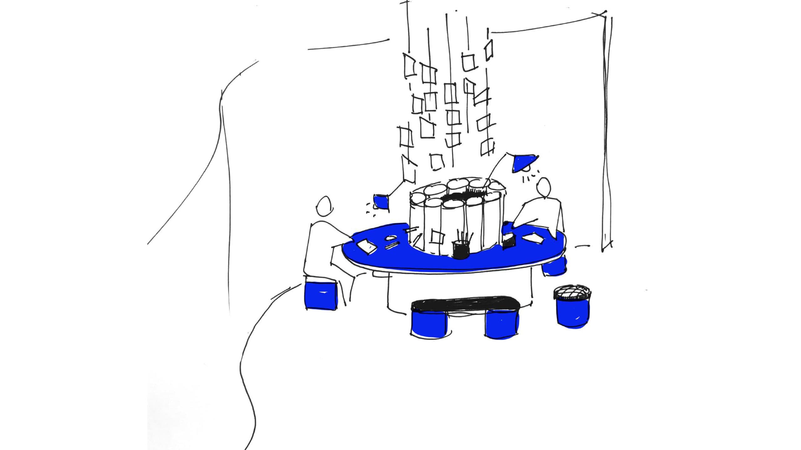 Croquis de deux silhouettes assises sur des tabourets bleus autour d'une table ronde et bleue. Des cartes postales pendent du plafond depuis des fils, au centre de la table.