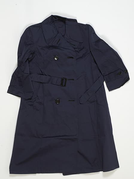 Manteau faisant partie d’un uniforme d’infirmière